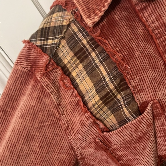 New With Tags! Pol corduroy shacket. Size medium - Picture 6 of 7